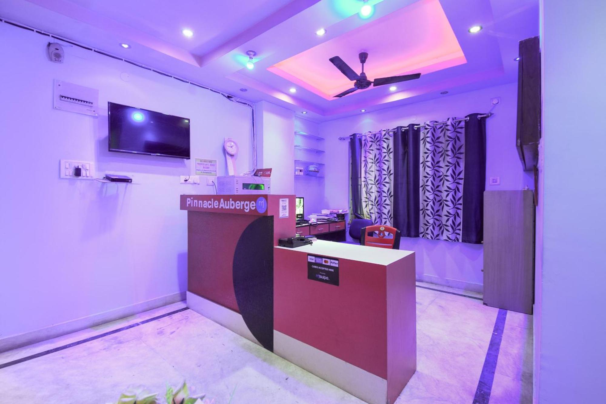 Hotel O Pinnacle Tower Kolkata Bagian luar foto